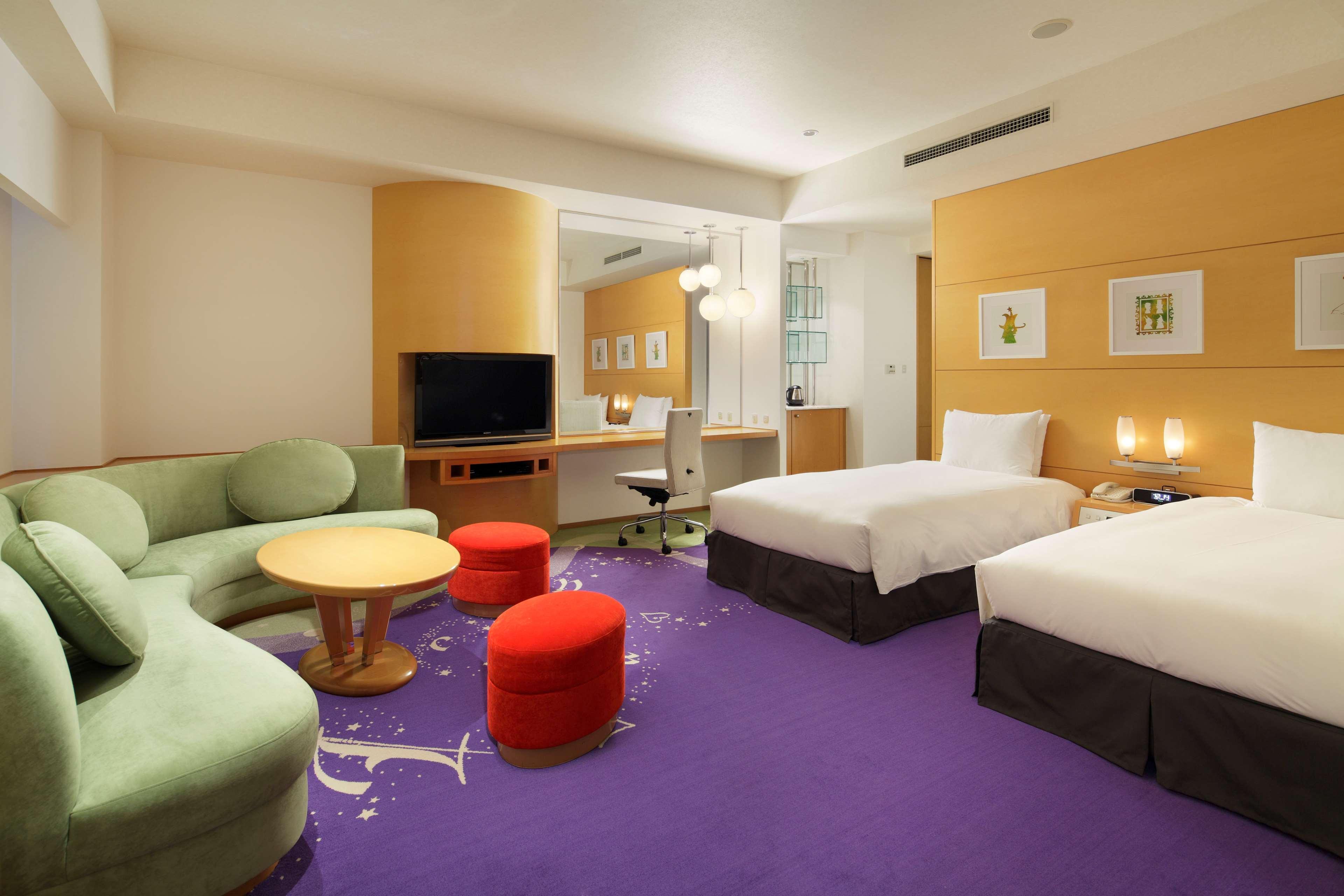 Hilton Tokyo Bay Hotel Urajaszu Kültér fotó