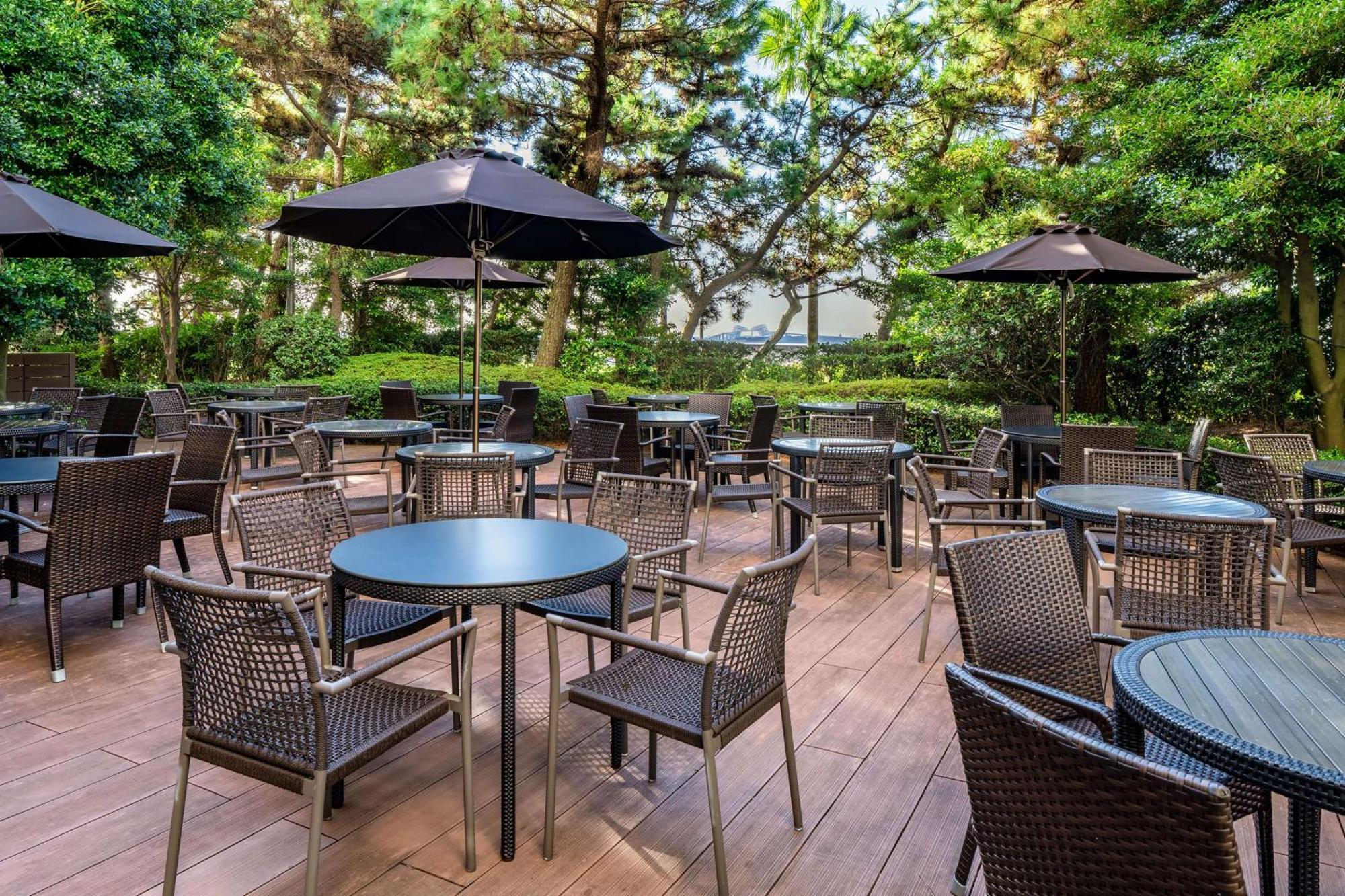 Hilton Tokyo Bay Hotel Urajaszu Kültér fotó