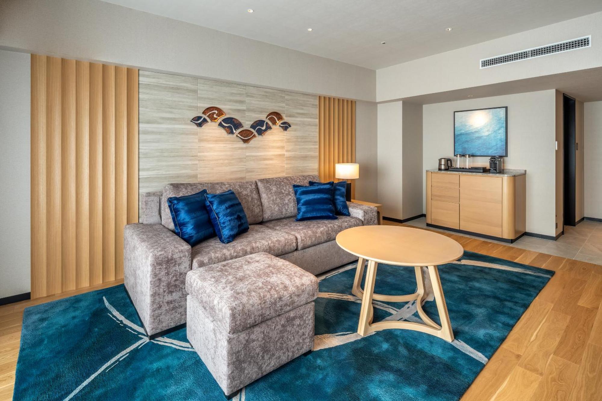 Hilton Tokyo Bay Hotel Urajaszu Kültér fotó